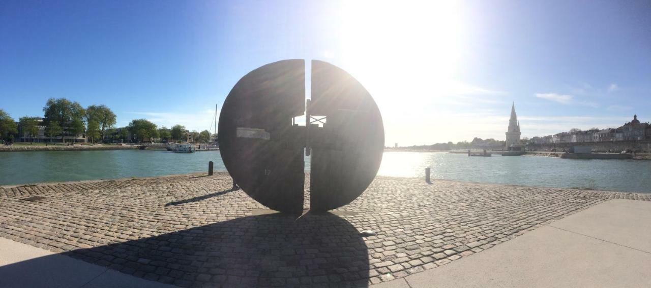 Vue Exceptionnelle Sur Les Tours ! Charme Et Tranquillite Lägenhet La Rochelle  Exteriör bild